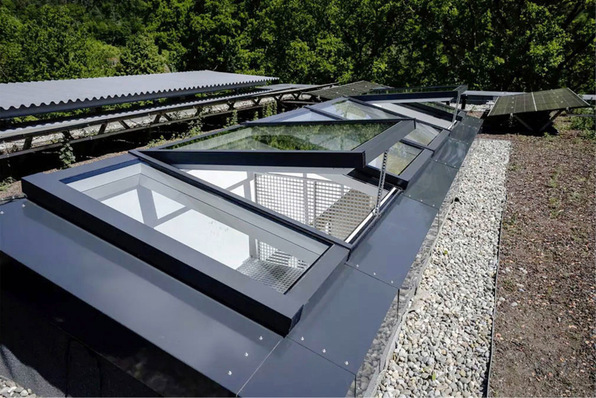 Zu den besonderen Schmankerl auf der BAU zählt das Lamilux Modulare Glasdach MS78, das in einer realistischen Einbausituation vorgestellt wird.