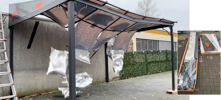 Der Moment des Versagens bei weniger als 32 kg/m2 simulierter Schneelast. 80 kg Gesamtgewicht der Terassenüberdachung, das in 2 Paketen mit ­einer maximalen Länge von 300 cm angeliefert wurden, fordern beim Test ihren Tribut, und ist damit weit entfernt von den Anforderungen nach Norm.