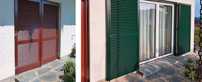Fenstertausch an einem Einfamilienhaus: Altfenster mit Holz-Fensterläden, neue Kunststofffenster mit Alu-Fensterläden (rechts)