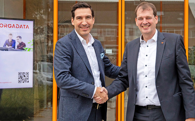 Marcus Pannier (l.), Regional President bei Forterro und Bernd Hillbrands, Gründer von Orgadata.