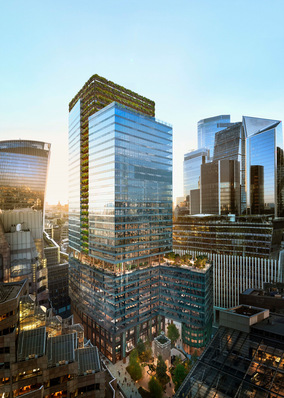 Klar! Hier ist ein optimierter Alt-Text, der sich an den genannten Themen und der fachlichen Zielgruppe orientiert: Alt-Text: Hochhaus mit energieeffizienter Glasfassade und umfangreicher Dachbegrünung, umgeben von modernen Gebäuden; Fokus auf innovative Verglasungslösungen und nachhaltige Gebäudehülle im urbanen Kontext. - © Miller Hare