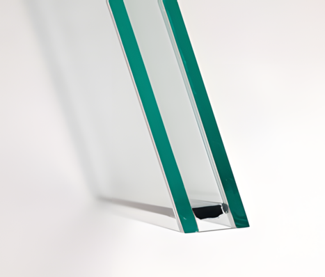 Hier eine ISO-Einheit mit den transparenten Glas-Spacer der Glass Company Srl