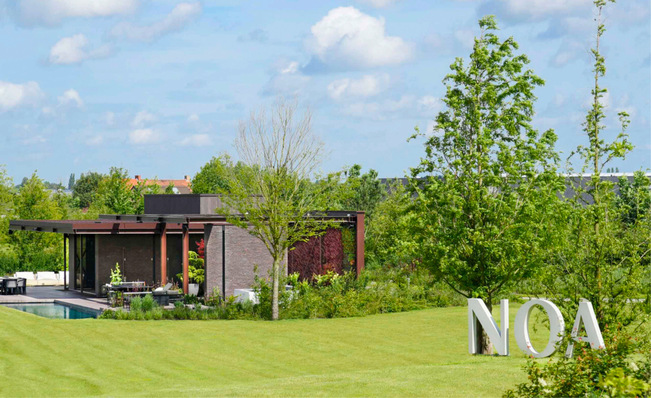 Das „NOA Outdoor Experience Center“ in Kruisem (Belgien) soll das hochwertige Leben im Freien noch stärker als „Gesamterlebnis“ ins Blickfeld rücken.