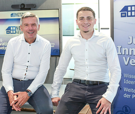 „Uns ist wichtig, dass es jungen Teilnehmern leichtfällt, Teil einer großen Branchenveranstaltung zu sein“, freut sich Niklas Frey auf das neue Format, das erstmals in Melle stattfinden wird. Sein Vater Oliver Frey, Gründer & Inhaber ergänzt: „Unser Ziel ist es, das Machertum, das die Vorgängergeneration geprägt hat, aufzugreifen und mit neuen Ideen in die Zukunft zu tragen. “