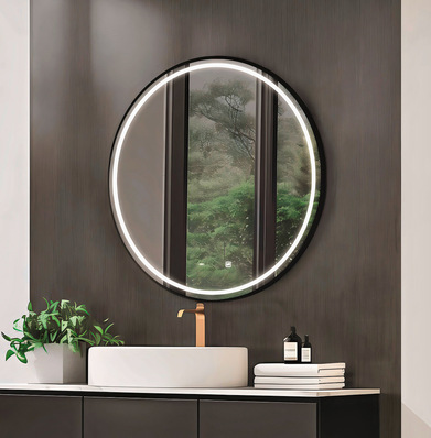 Die Helene Spiegel sind ein Blickfang für verschiedenste Anwendungen. Das ­Besondere dabei ist ein schwarzer Aluminiumrahmen.