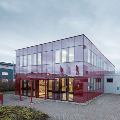 Der Schwerpunkt von Hanseglas Rostock liegt auf der Produktion hochwertiger Isoliergläser für den Objektbau