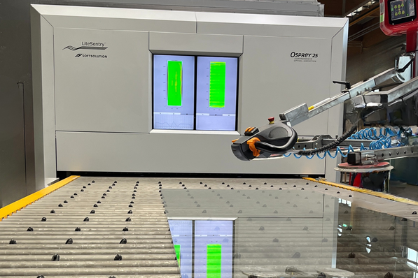 Der neue Scanner ist bei AGC Interpane Plattling direkt hinter dem Ofenauslauf positioniert.