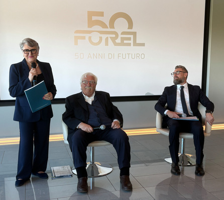 Firmengründer Fortunato Vianello mit seiner Frau und seinem Sohn Riccardo bei der Eröffnung der 50-Jahrfeier von Forel.