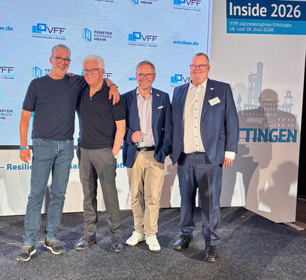 Der alte und der neue VFF-Präsident v.l.: Helmut Meeth, Anton Gugelfuss, sowie die Geschäftsführer Frank Lange und Frank Koos