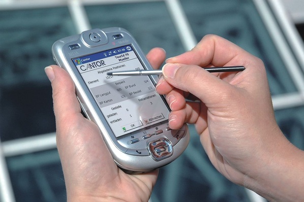 Bild: Cantor 

Neu — Einsatz modernster Techniken in Produktion und Versand