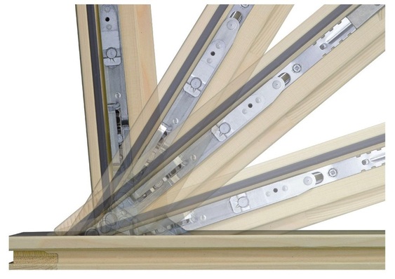 Mit der zweiten Generation des Invisible-Beschlags von Maco steht Verarbeitern eine Lösung für optisch ansprechende Holz-und Kunststoffelemente zur Verfügung, die völlig ­verdeckt im Falzbereich liegt. Der Beschlag kann flächenbündig als Maco Multi-Trend oder Multi-Matic ausgeführt werden.