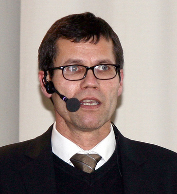 Manfred Weber auf dem Karlsruher Fensterkongress im Februar 2012