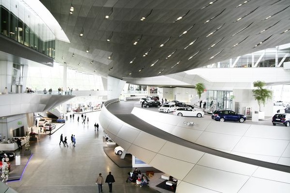Auch die BMW Welt öffnet für Besucher ihre Pforten.