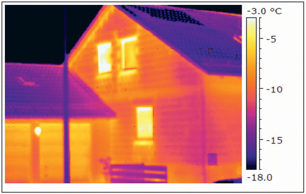 Oft zeigen Thermografien Gebäude von außen. Für die Wärmebrückenanalyse ist aber eine Innenthermografie nötig.
