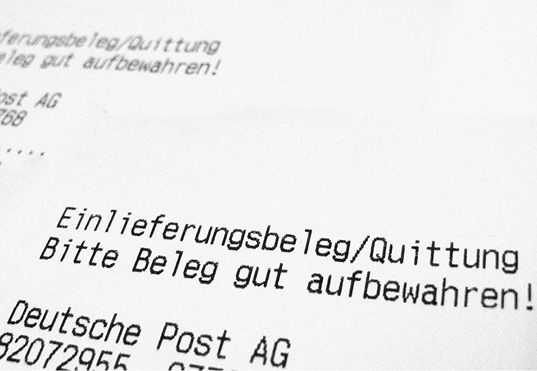 
Entscheidend ist, dass der Werkunternehmer im Streitfall den Nachweis führen kann, dass seine Bedenkenanmeldung den Empfänger auch erreicht hat. 
