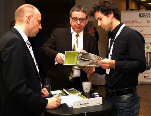 Michael Vetter (l.), Geschäftsführer der Rewindo GmbH, auf der “Fachtagung Abbruch“ des Deutschen Abbruchverbandes.