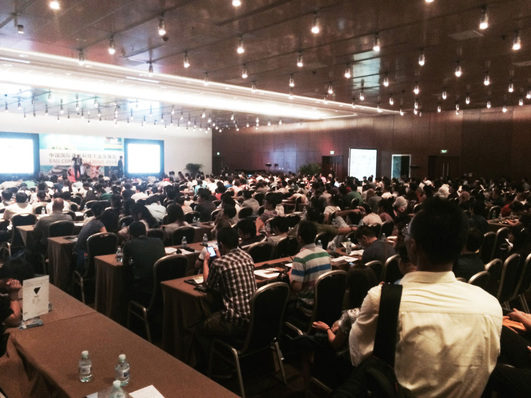 Bis zu 600 Teilnehmer haben die Vorträge der internationalen Architekten verfolgt.