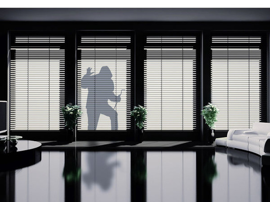 Die traurigen Fakten: Einbruchsdiebstähle nehmen auch in diesem Jahr wieder zu — um fast 2 %. Besonders gravierend sind die prozentualen Zuwächse in Baden-Württemberg, im Saarland und in Bayern.