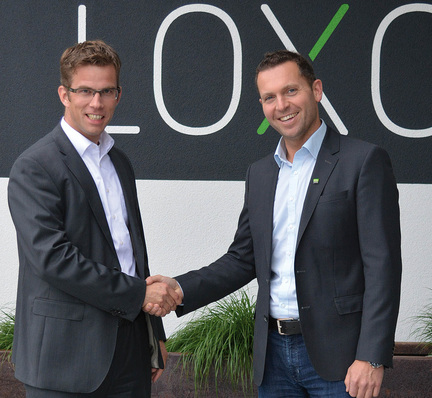 Die Zukunft des Sonnenschutzes wollen Geschäftsführer Dr. Marc Natusch (l.) und Martin Öller zusammen mit ihren Teams einläuten.