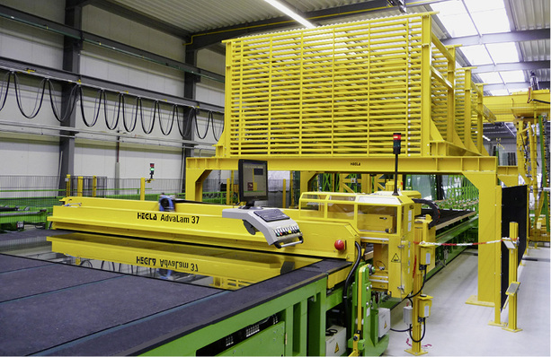 



Bei einem Restplattenspeicher sind seine Vorteile durch den Einsatz einer Software-Schnittstelle gewährleistet und erst damit wird er inhärenter (fester) Teil eines ganzheitlichen, effizienten Produktionsprozesses.
