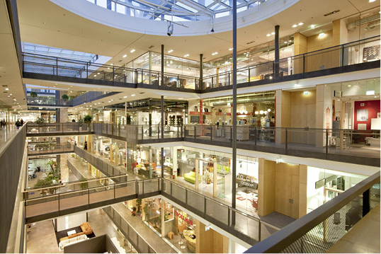 
Mit Berlin verfügt Markilux nun über fünf Schauräume, und deckt damit Deutschland, Österreich und das Länderdreieck bei Lörrach zur Schweiz und Frankreich ab. 



