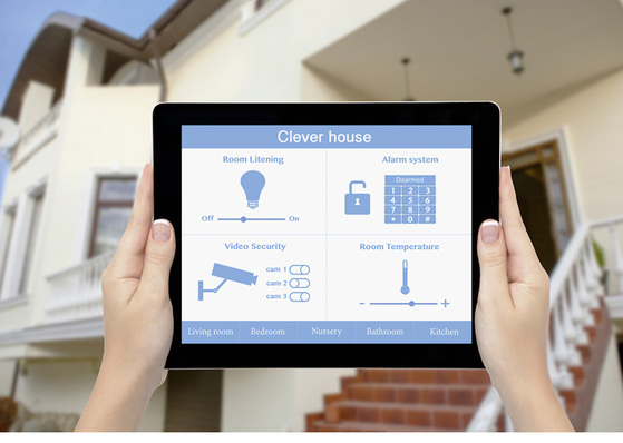 



Die wichtigsten Themengebiete für Smart Home sind auch bei Google & Co. schnell zu erkennen: thermischer und visueller Komfort durch die Steuerung von Licht und Heizung bzw. Sicherheit durch Videoüberwachung und Alarmsysteme. 
