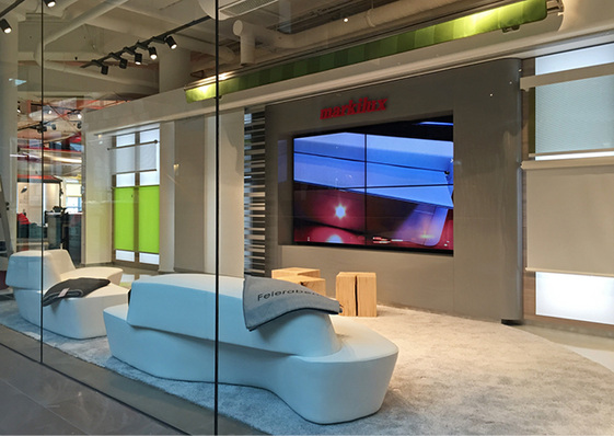 



Das neue Farb- und Raumkonzept wird nach und nach auch in allen anderen Schauräumen Einzug halten. Da es ein softer optischer Wandel ist, sollen auch alle Fachpartner ihre Räume farblich ohne großen Aufwand anpassen können. 
