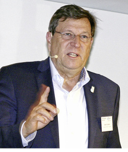 



VFF-Geschäftsführer Ulrich Tschorn
