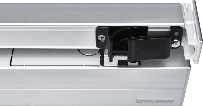 Close-Motion-Türschließer von ASSA ABLOY sorgen für sicheres, aber leises Schließen.