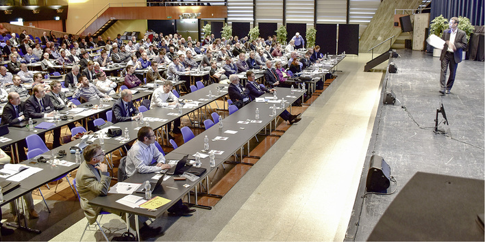 
Volles Haus in Biel: Mit den windays bot die Berner Fachhochschule rund 350 Teilnehmern einen Einblick in neueste Entwicklungen und Konjunkturaussichten.

