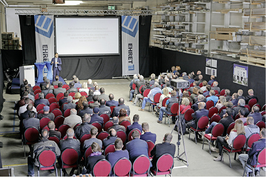 
Entscheidungen treffen war das Vortragsthema des ehemaligen FIFA Scheidrichters Urs Meier. 



