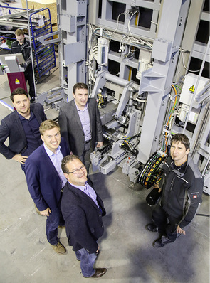 
Im Juni richten Clemens Macarei und die Mitarbeiter der Business Unit Isolierglas die Lisec Technologie-Tage 2017 in Isernhagen aus.
