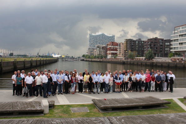 Die Mitglieder des Flachglas MarkenKreises bei der Jahrestagung 2017 in Hamburg