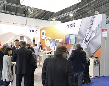 



Gut besucht waren die Messestände auf der Techtextil. Insgesamt kamen 47 500 Besucher nach Frankfurt. 
