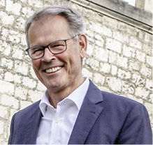 
Hermann Schüller von Semcoglas



