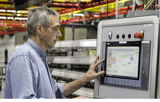 



Die Automatisierung des Pulverbeschichtungsprozesses ist dank der hochentwickelten Software schon heute weit fortgeschritten.
