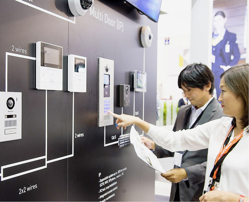 



Nicht nur die Welt wird immer digitaler, auch die Security Essen räumt diesem Themenbereich immer mehr Platz ein. 
