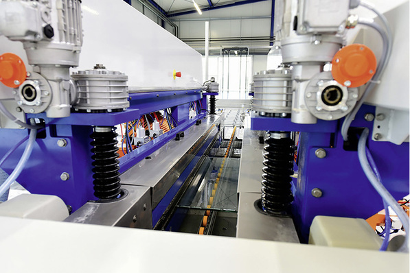 
Durch die Neuorganisation der Arbeitsabläufe hat GKT die Energiekosten pro Quadratmeter veredeltem Glas um rund 28 % gesenkt.



