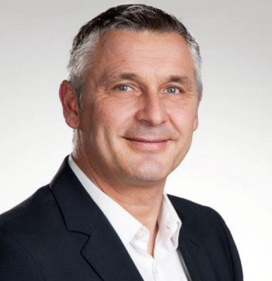 Der 49-jährige Gordon Zapf stellt sich mit dem Wechsel zur HELLA Gruppe einer neuen Herausforderung in der R+S Branche.