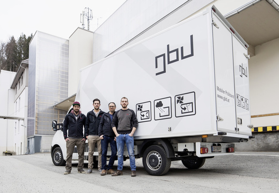 Der neue transportable Prüfstand der gbd Lab GmbH wurde so konzipiert, dass er in einem Transporter der ­Sprinter-Klasse untergebracht werden kann. Damit ist er schnell beim Kunden oder auf der Baustelle.