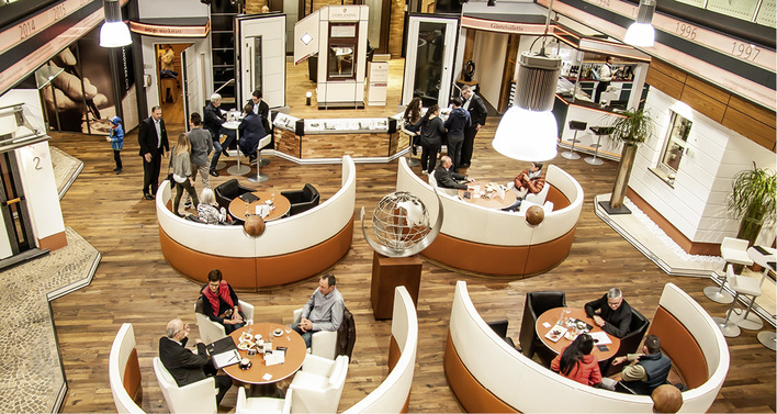 
Der künftige Verkauf besticht durch Digitalisierung, Emotionalisierung und Begeisterung.



