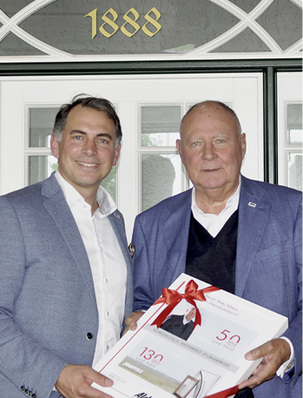 
Peter Albers mit seinem Sohn Jan-Peter 



