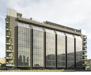 



Das Hotel VIU in Mailand ist eines der ersten Gebäude, bei dem „Coating on Demand“ zum Einsatz gekommen ist.
