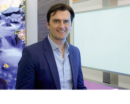 



GF Thomas Kuzman bietet mit seinen Flächenlichtsystemen Produkte an, mit denen sich Fassaden sowie Innenräume ausstatten lassen.
