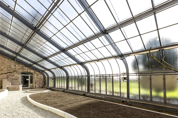 Anhand alter Quellen aus dem Archiv und erhaltener Originalpläne war es möglich, die Gewächshäuser wieder in ihrem ursprünglichen Erscheinungsbild herzustellen.