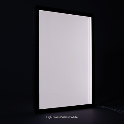 Die Präsentation des neuen Lightglass können Messebesucher auf der Sonderschau ­­glass technology in Halle 11 sehen.