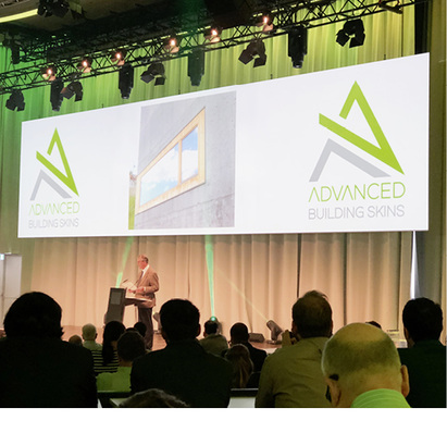 



Über 600 Teilnehmer sind Anfang Oktober zum Kursaal nach Bern gekommen, um sich ihr persönliches Vortragsprogramm rund um die Fassade zusammenzustellen.
