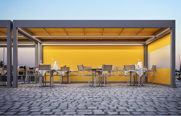 
Das Markisendach kann noch mit verschiedenen Senkrechtmarkisen kombiniert werden.



