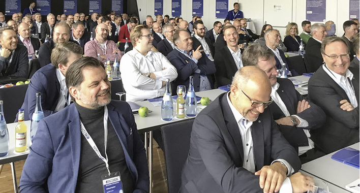 



Es darf auch gelacht werden – die Beiträge waren zum Teil sehr kurzweilig …
