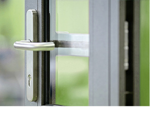 



Brandschutztür mit Einbruchhemmung RC3 von forster fuego light
